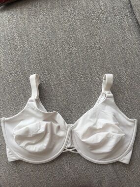 Vanity Fair White Underwire Bra - Smooth Everyday Support